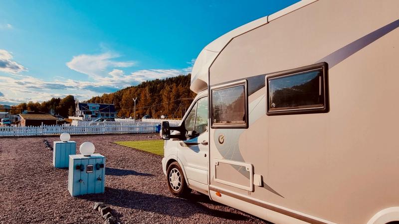 Собрали калейдоскоп ярких кадров из жизни гостей нашего кемпинга